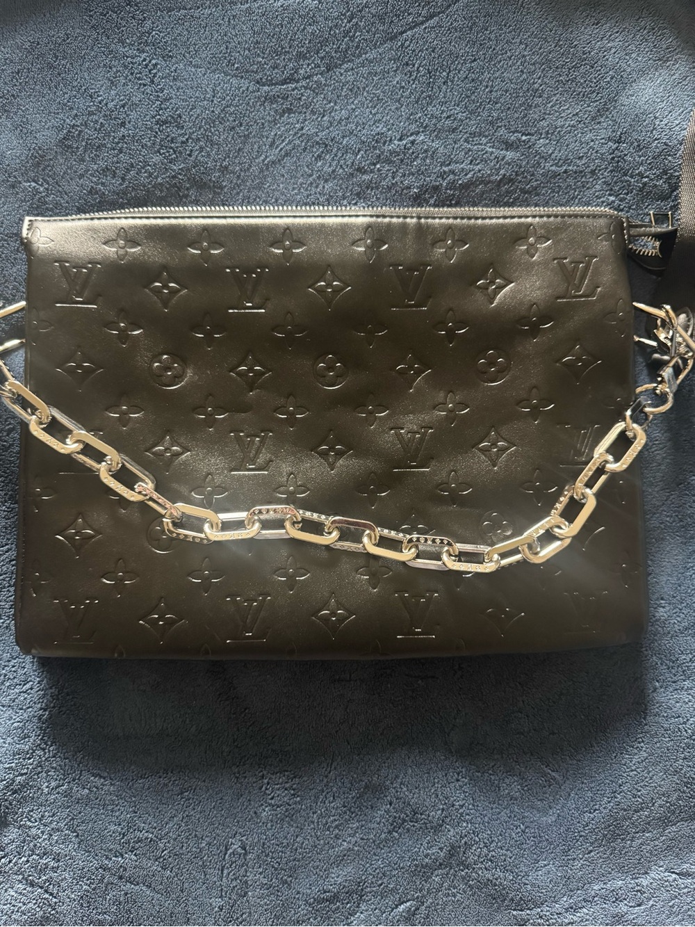 Louis Vuitton Coussin PM Black Lambskin with Chunky Silver Chain - Picture 1 of 7